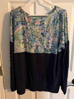 Lilly Pulitzer Women’s Navy Tropical Print Long Sleeve Top